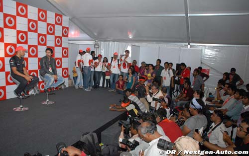 hamilton-india-06_270911-2.jpg