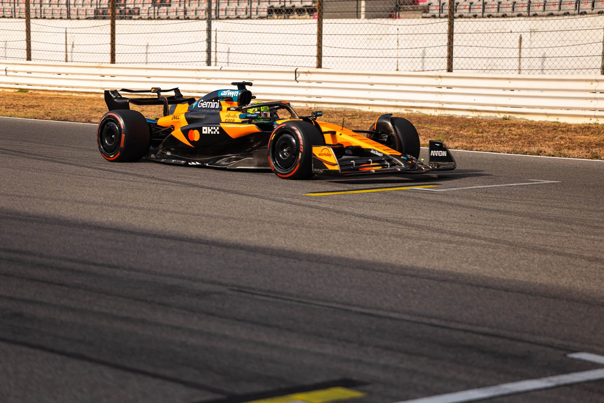 lando_norris_portimao_tpc_1.jpg