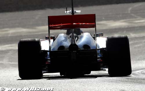 mclaren-test-wri-01_260210.jpg