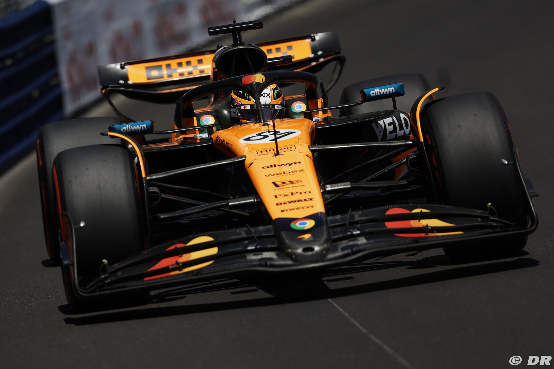 mclaren2_88_-2.jpg
