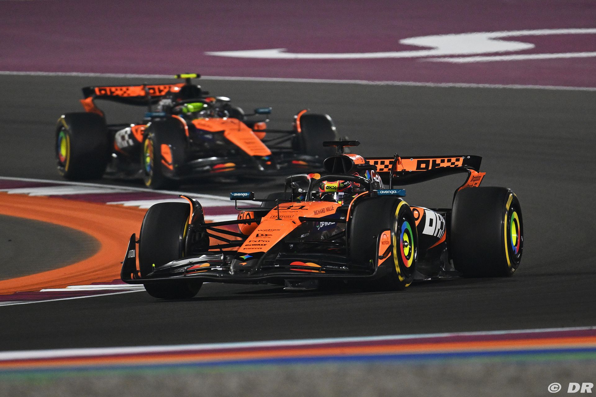 mclaren3_107_.jpg