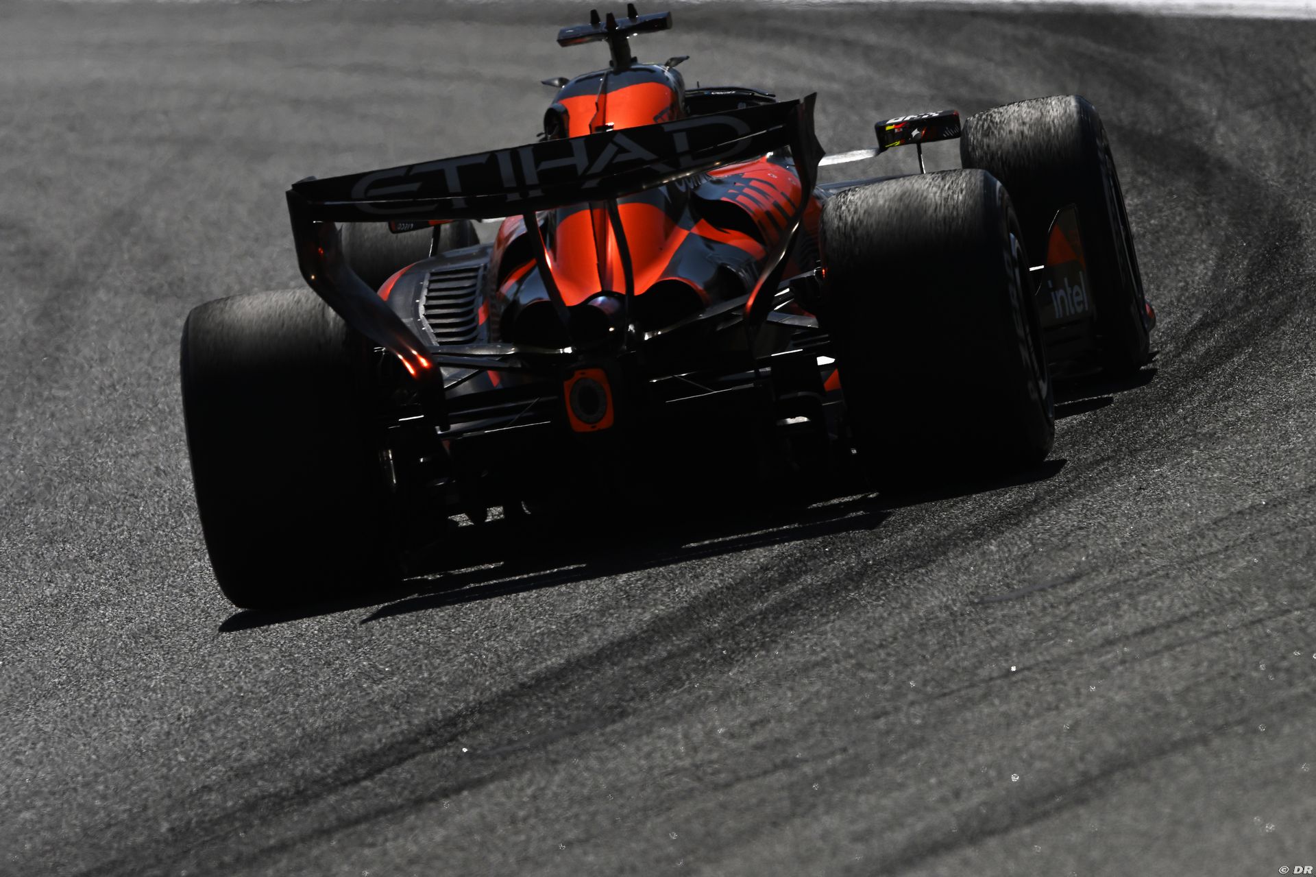 mclaren3_114_.jpg