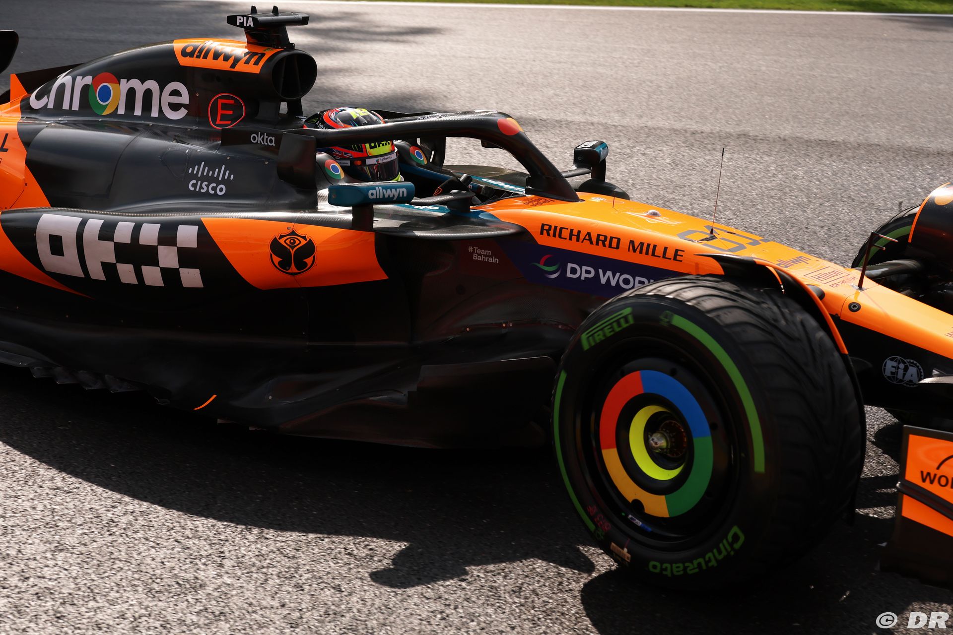 mclaren3_162_.jpg