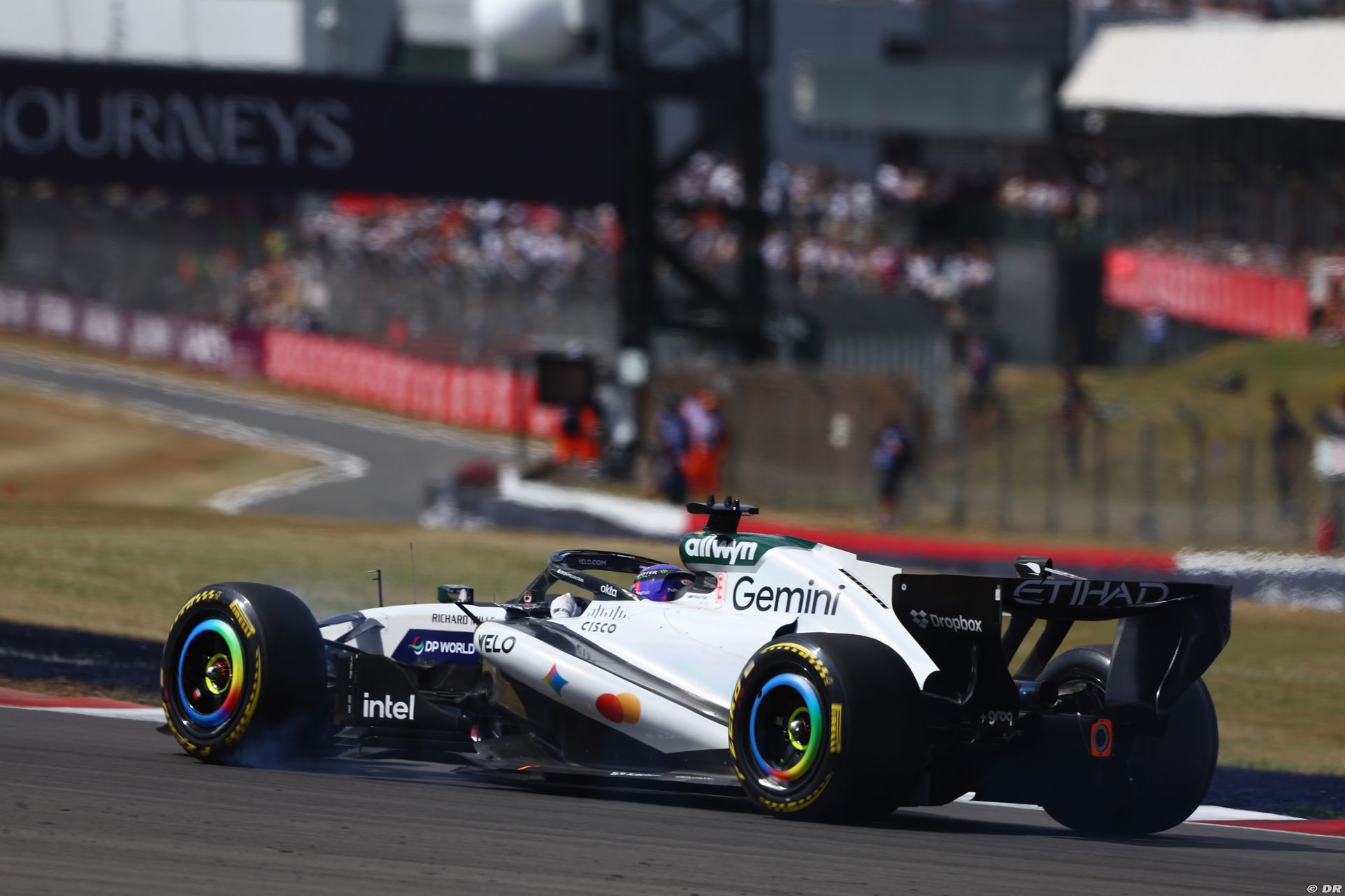 mclaren3_164_-2.jpg