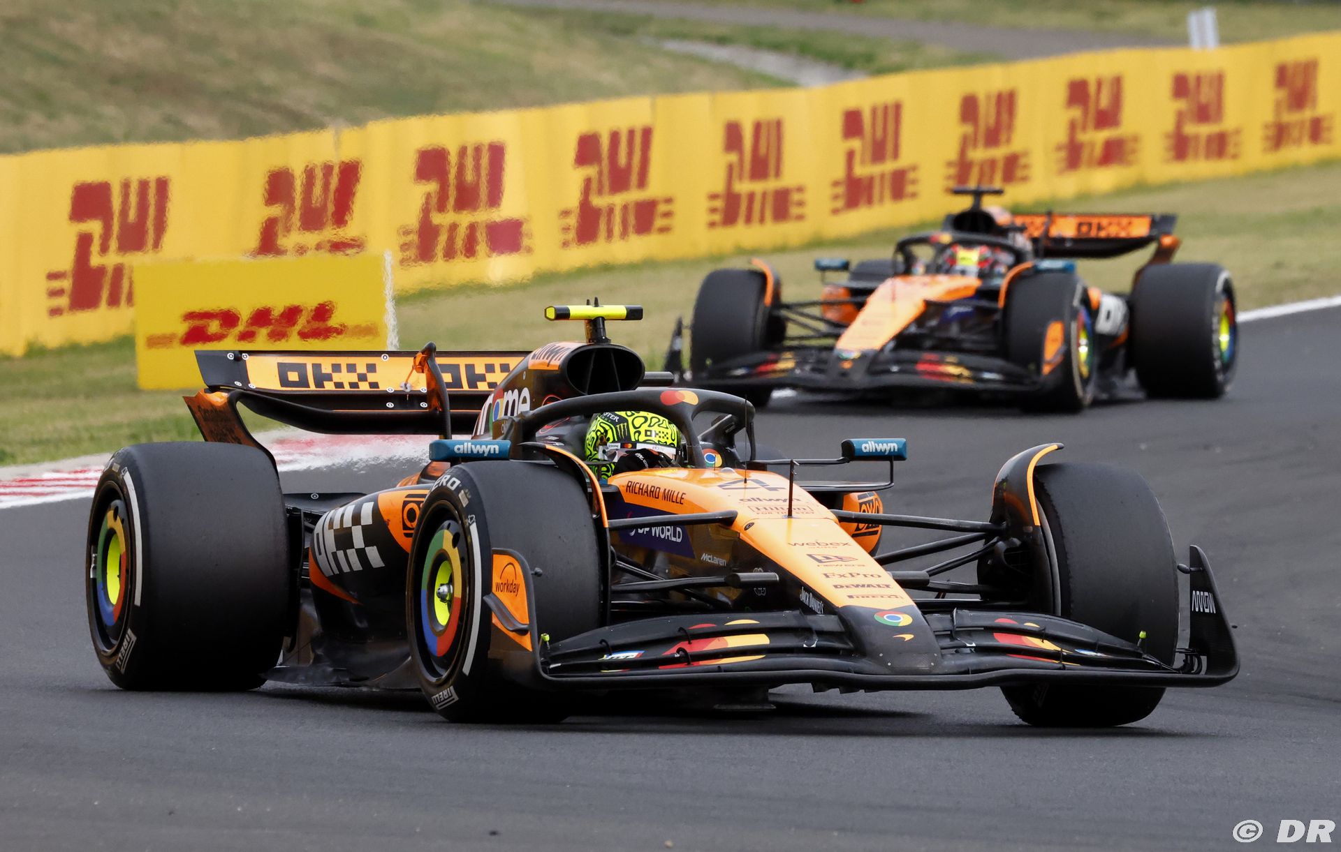 mclaren3_175_.jpg