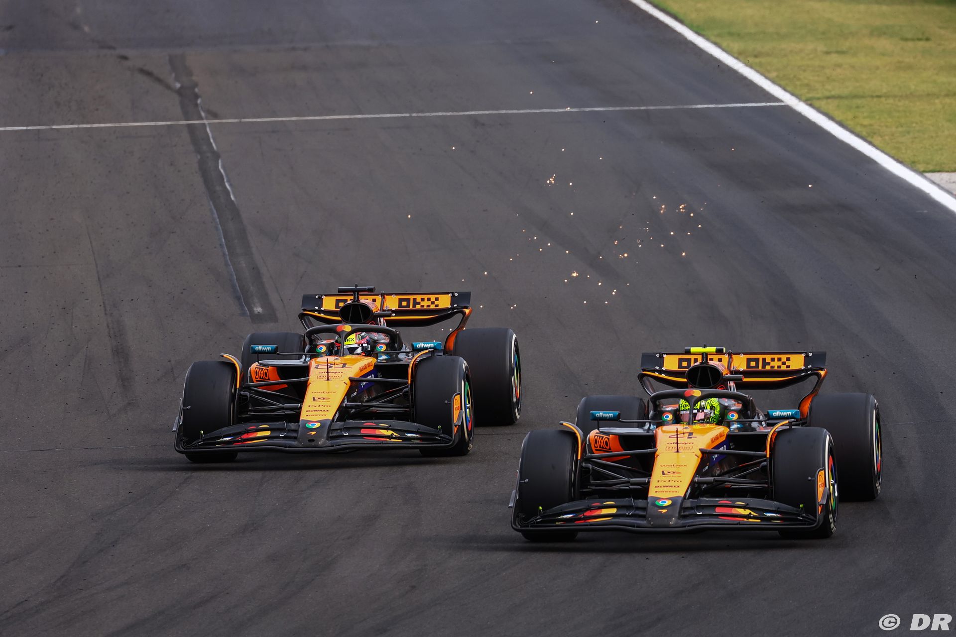 mclaren3_184_.jpg