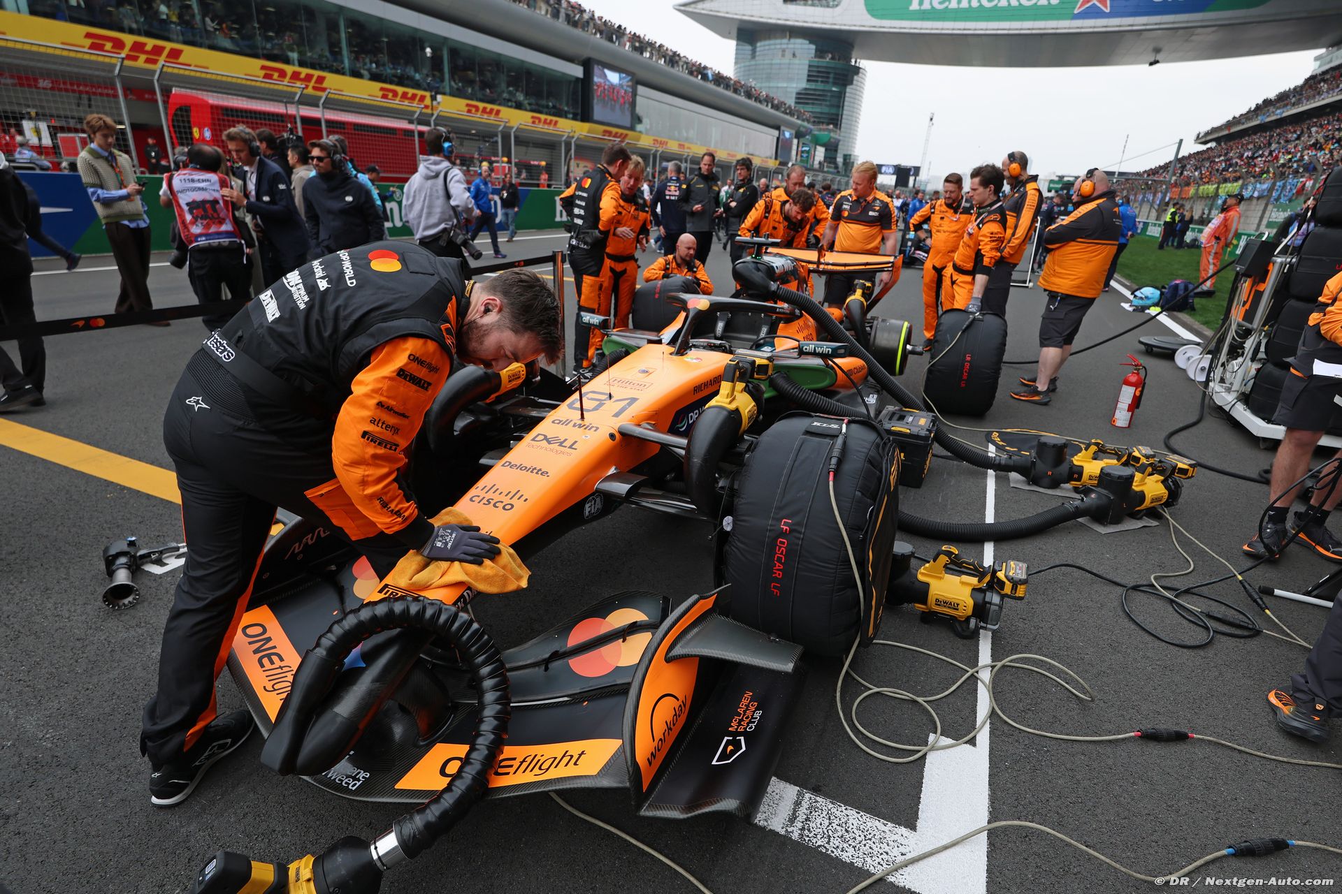 mclaren3_92_.jpg