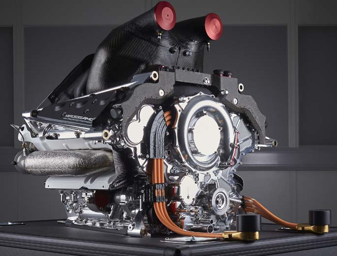 mercedes-01.jpg