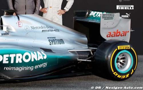 mercedes-launch-04_210212.jpg