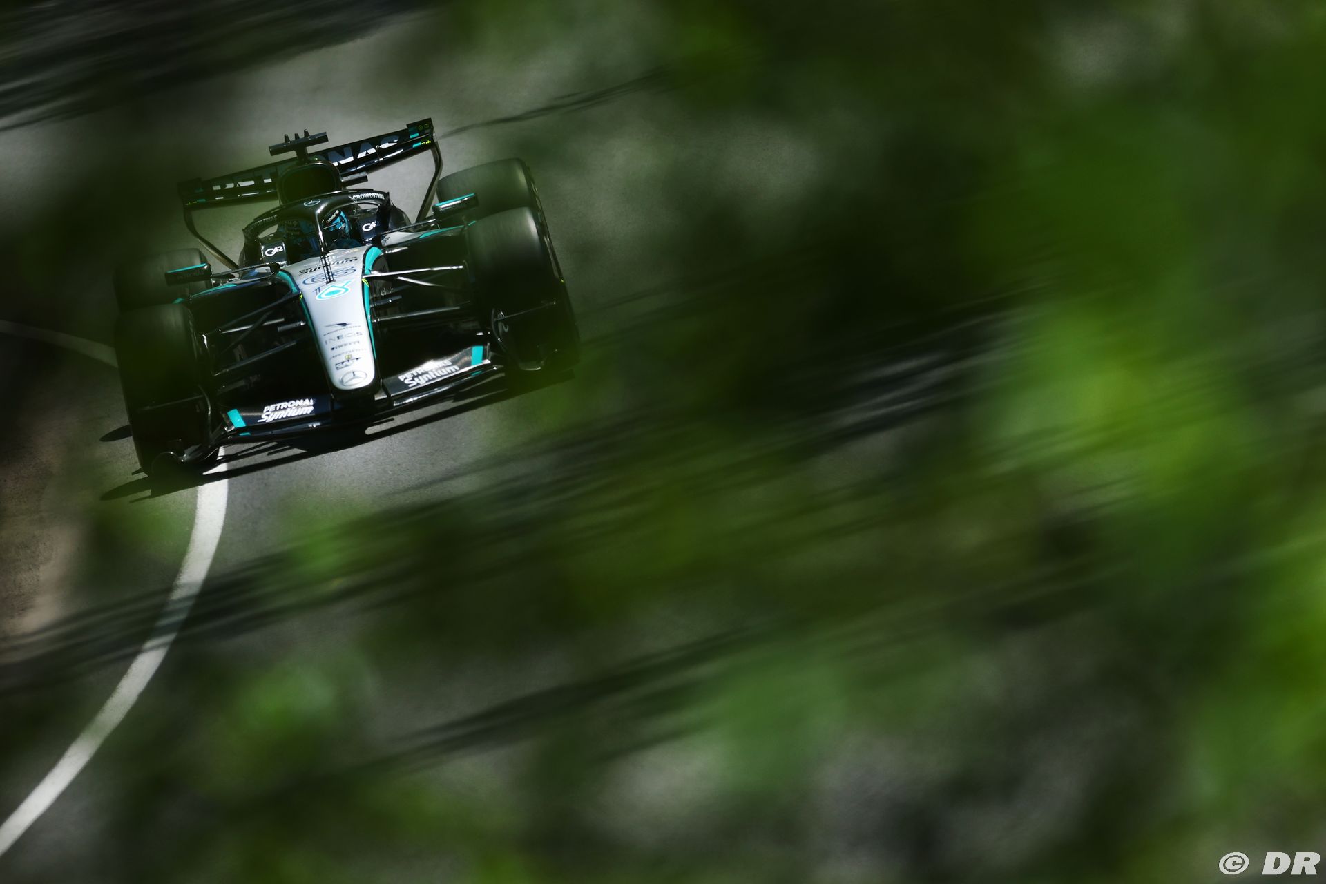 mercedes1_4_-8.jpg