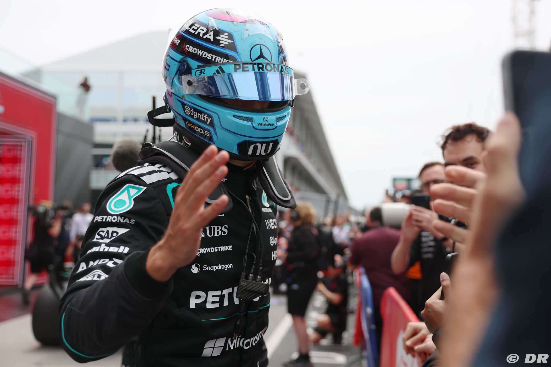 mercedes2_15_-3.jpg