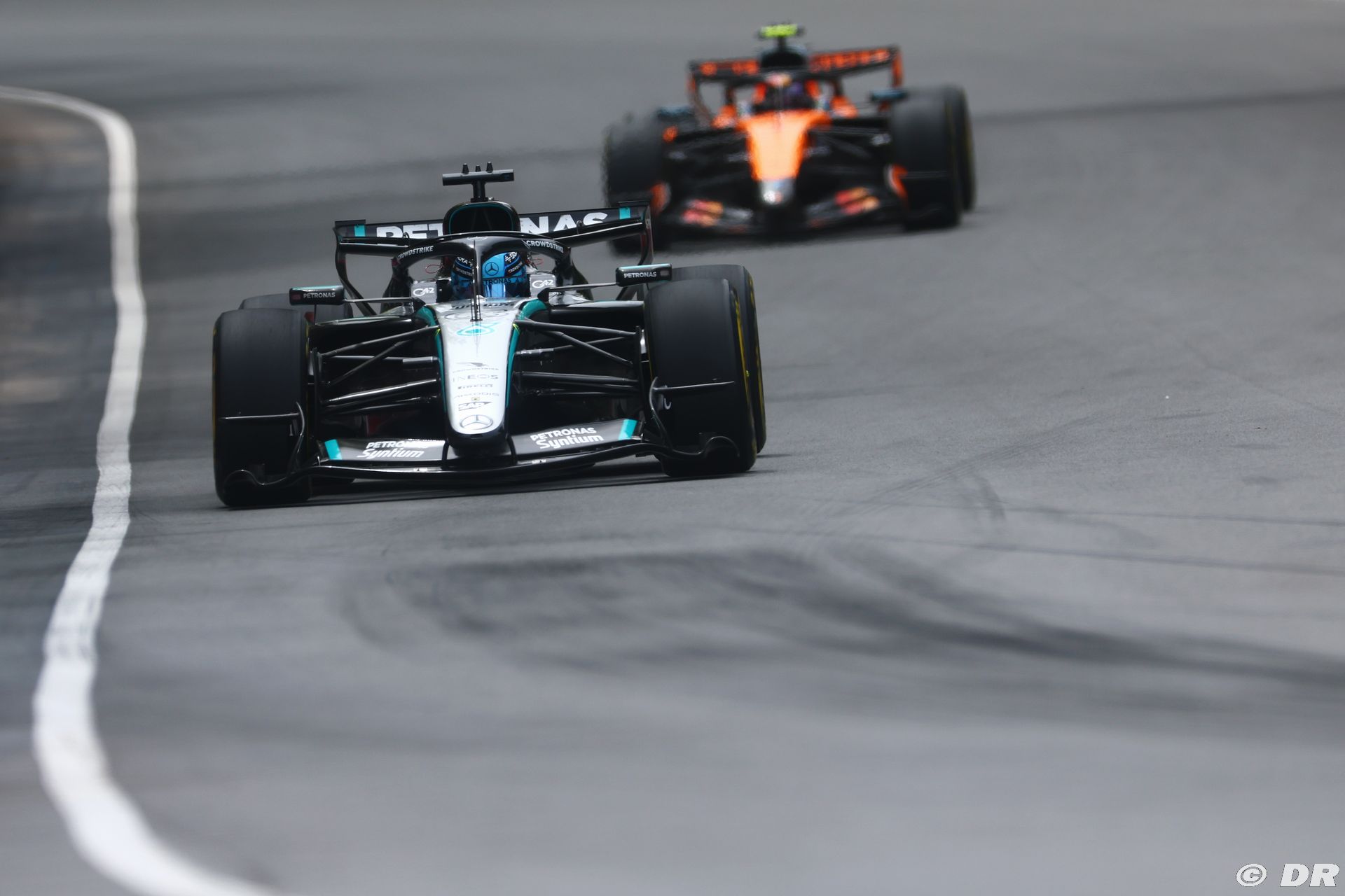 mercedes2_8_-6.jpg