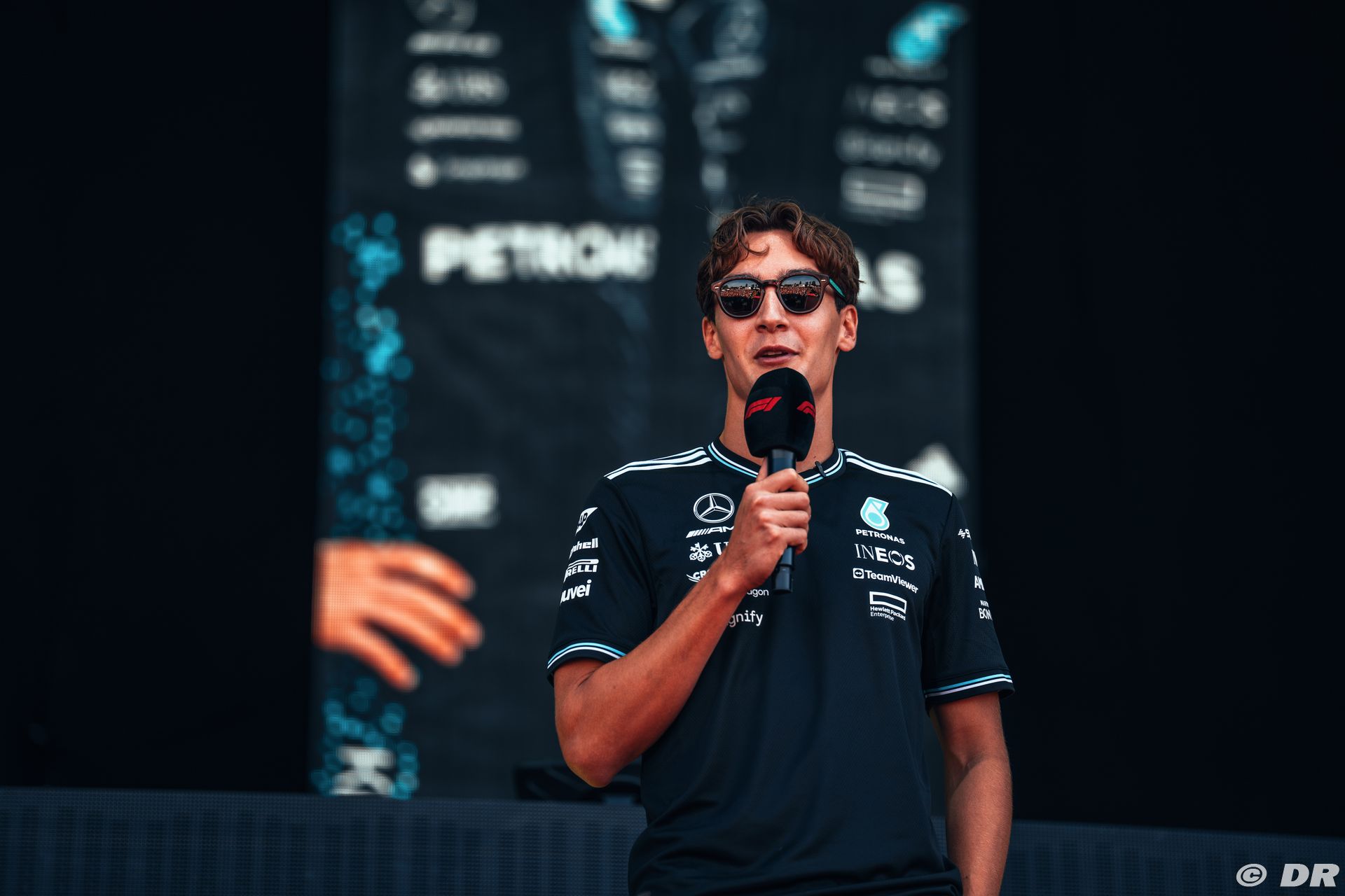 mercedes3_57_-2.jpg