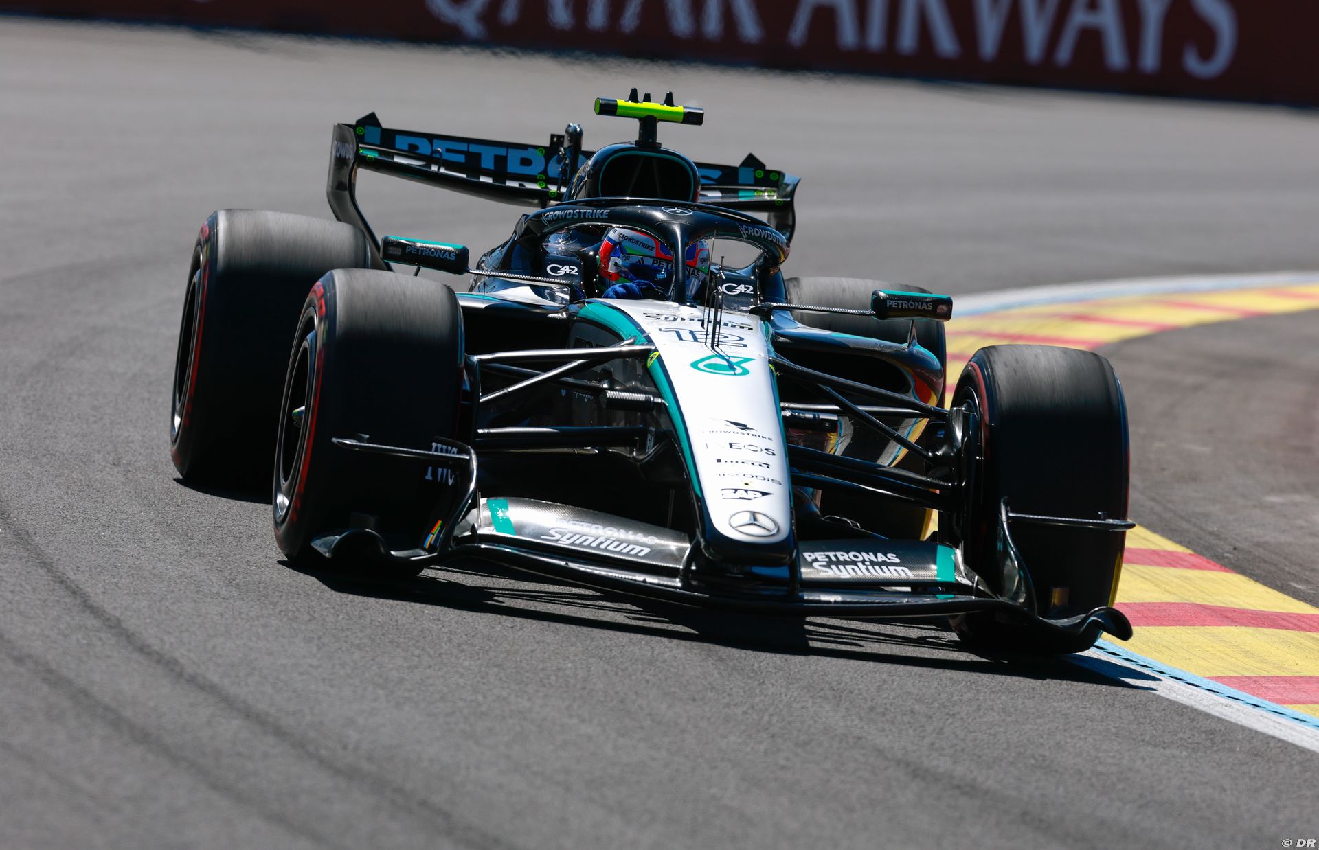 mercedes_14_-4.jpg