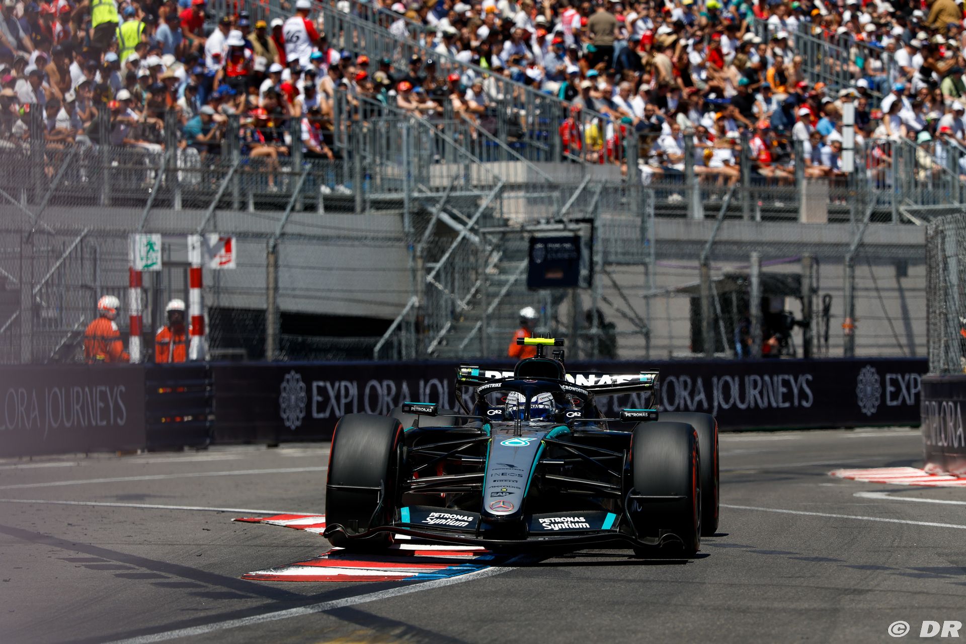 mercedes_20_-3.jpg