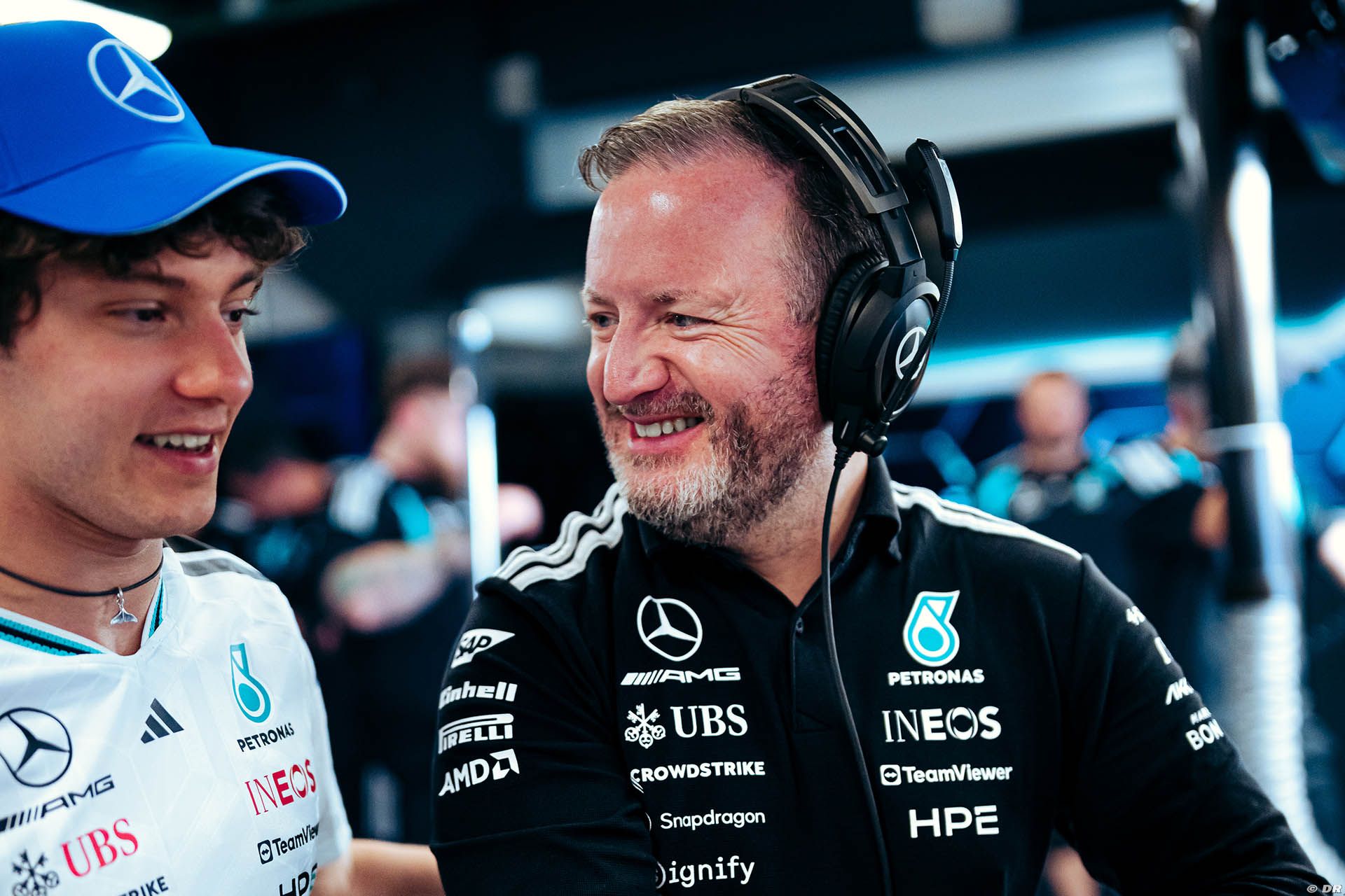 mercedes_22_-2.jpg