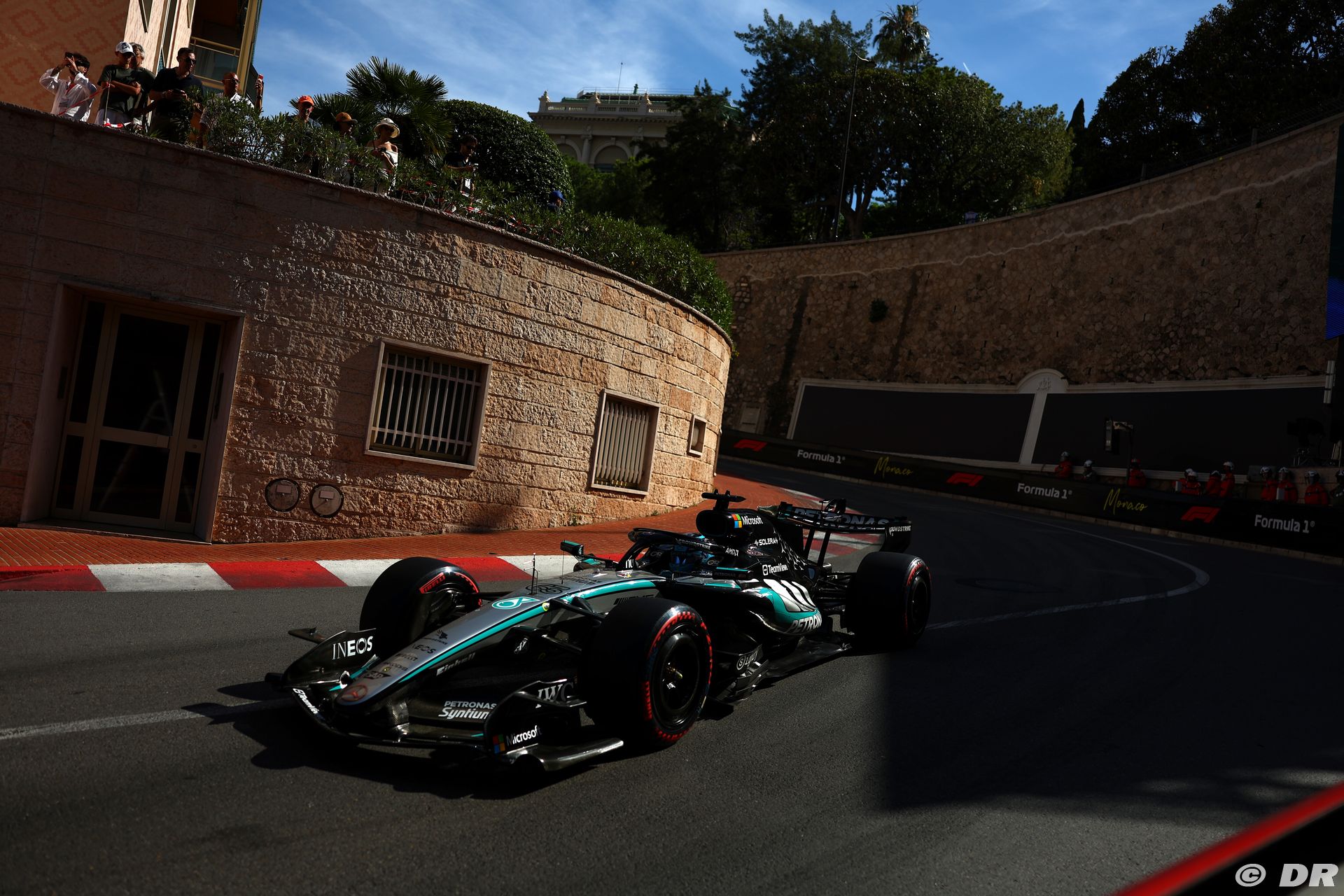 mercedes_24_.jpg