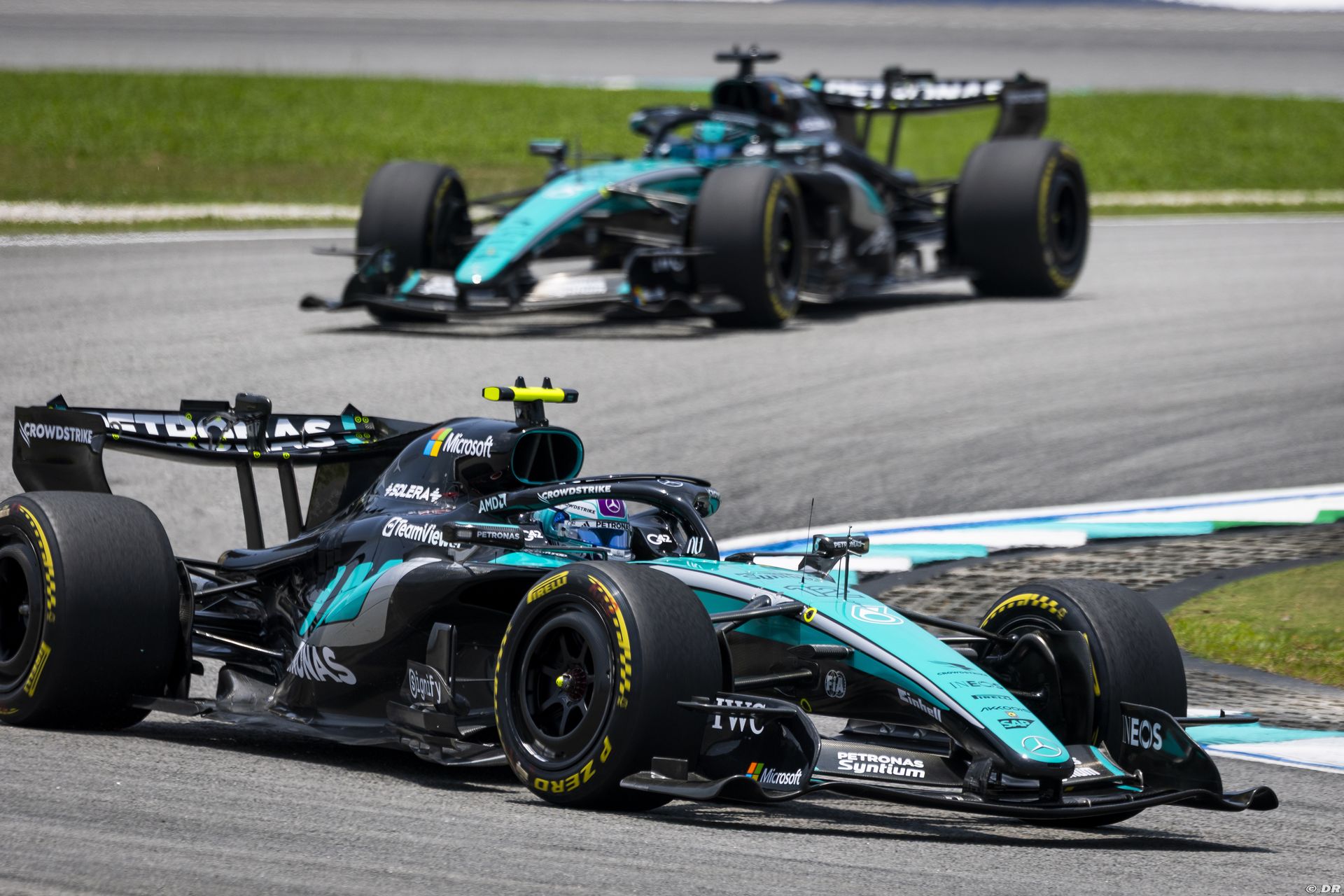 mercedes_28_-3.jpg