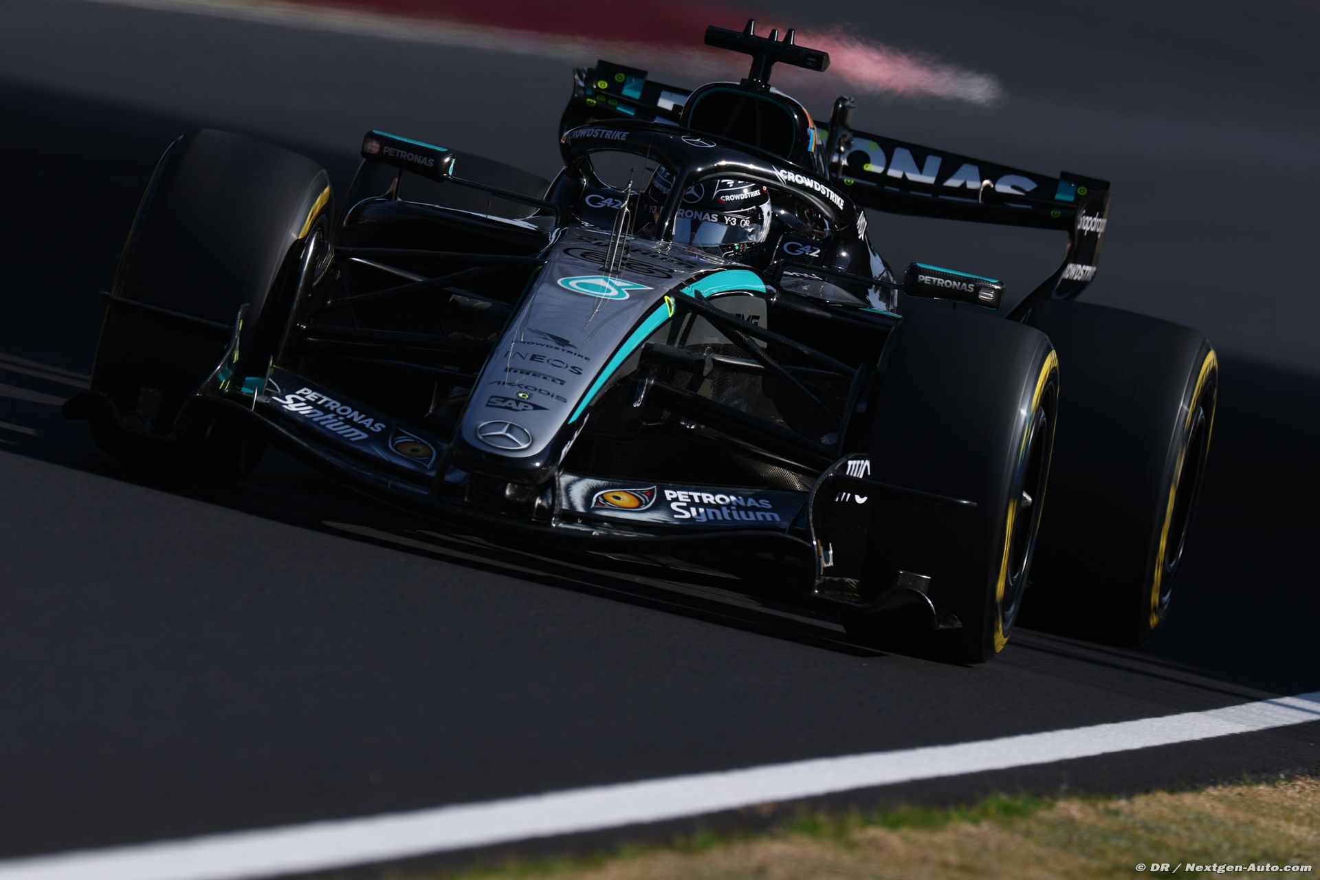 mercedes_32_-3.jpg