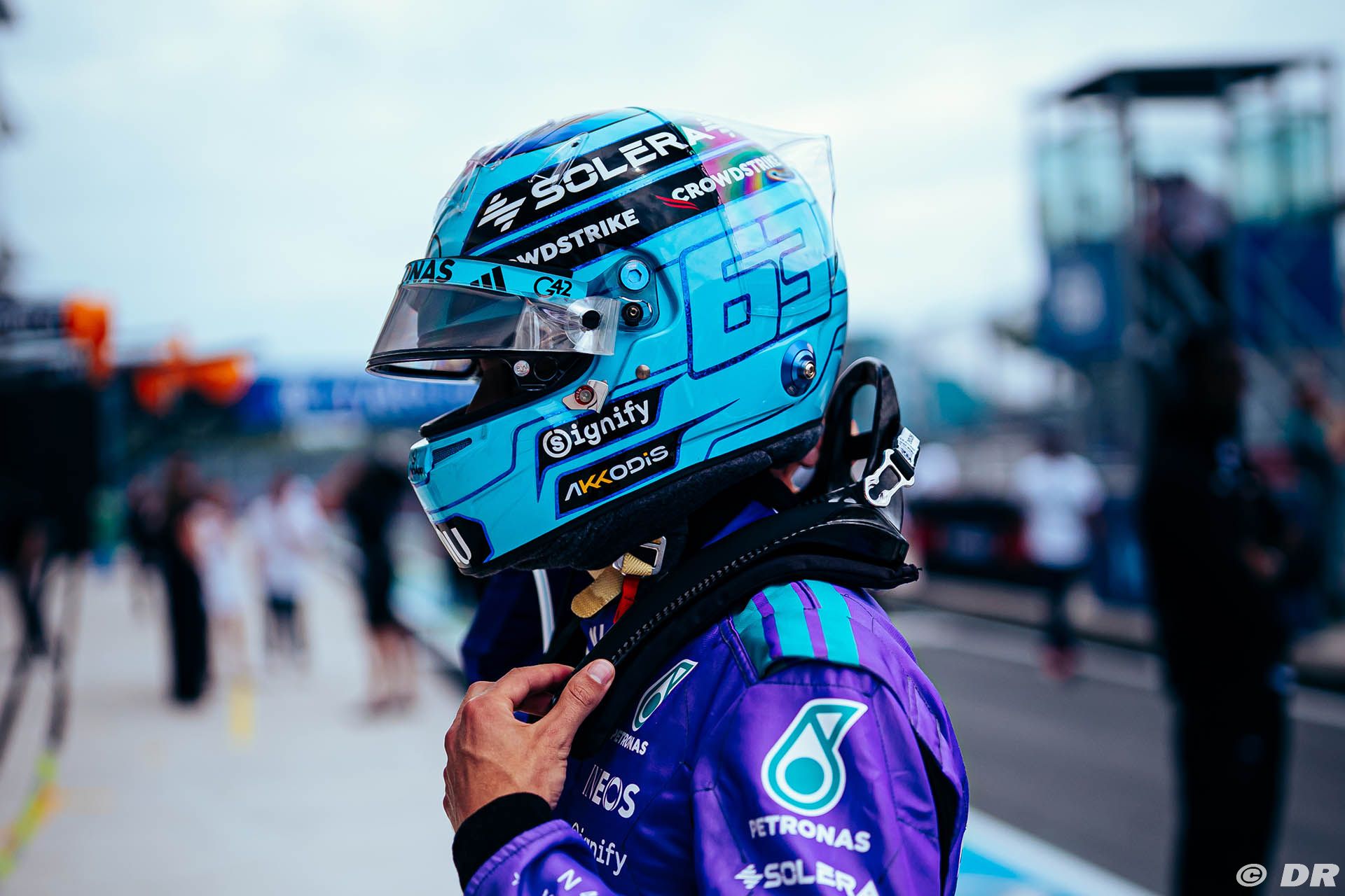 mercedes_47_.jpg