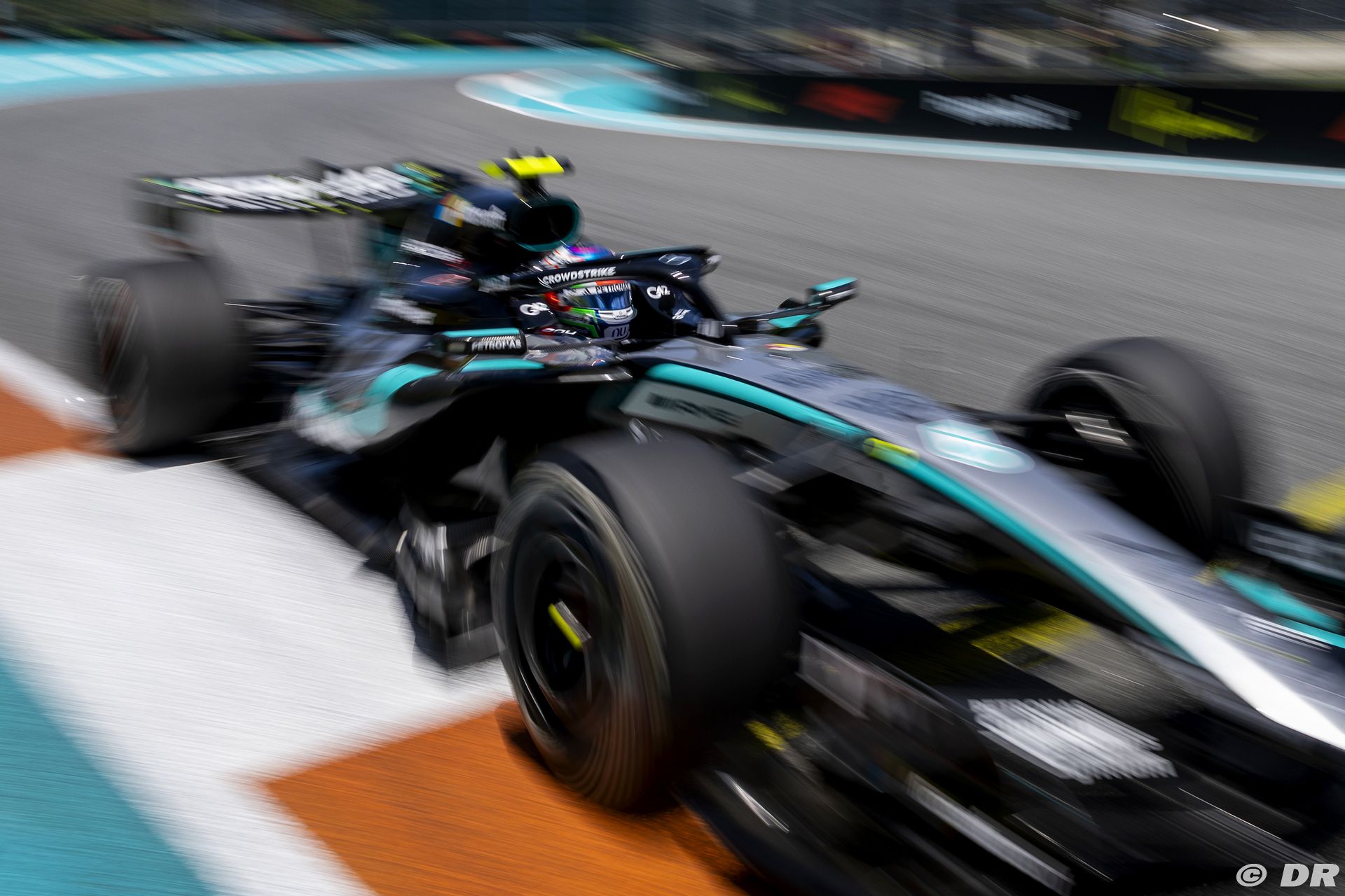 mercedes_7_-3.jpg