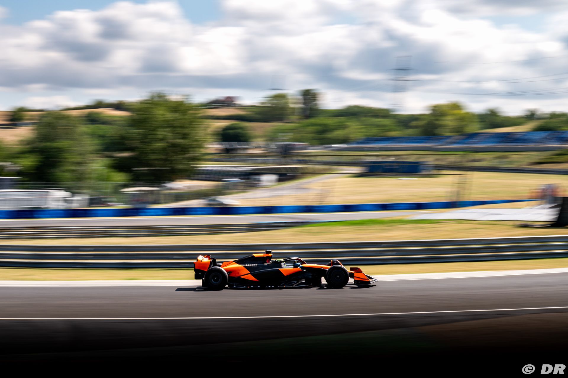 pirellitestdaysbudapest-landonorris22.jpg