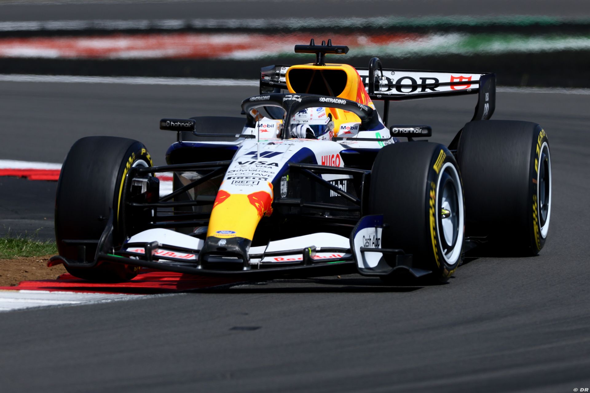 racingbulls_159_.jpg