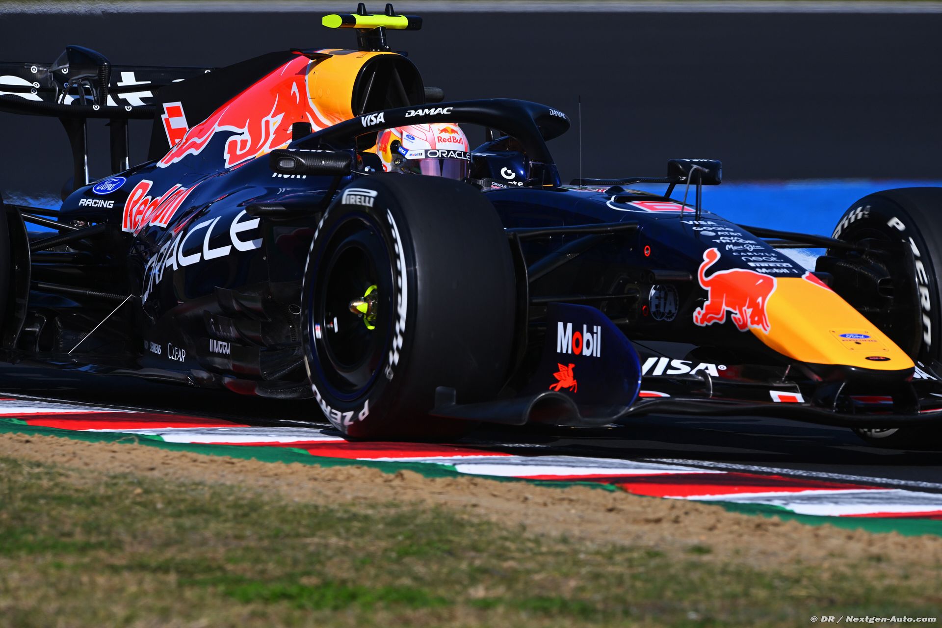 redbull1_127_.jpg
