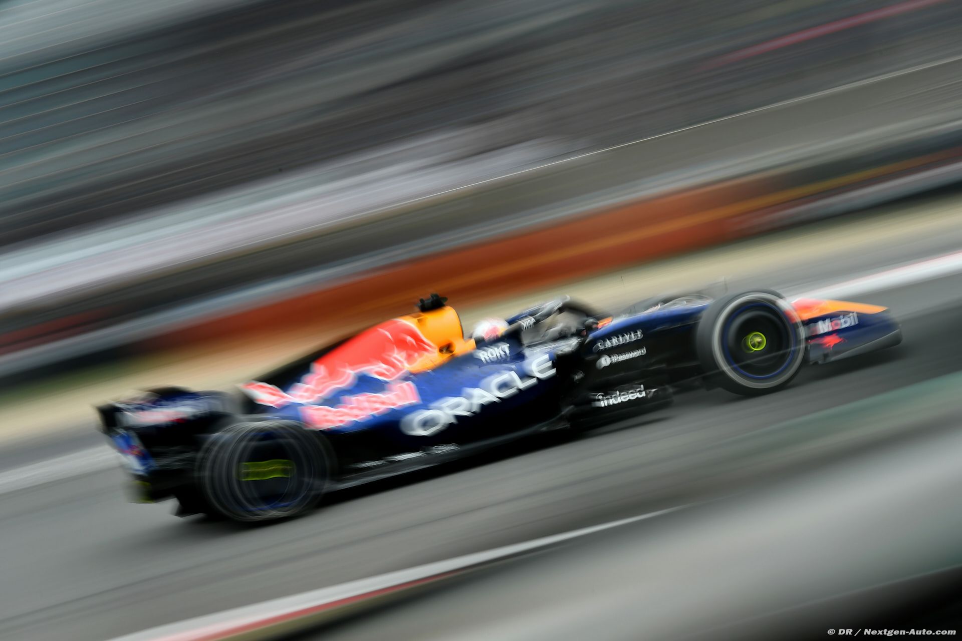 redbull3_75_-5.jpg