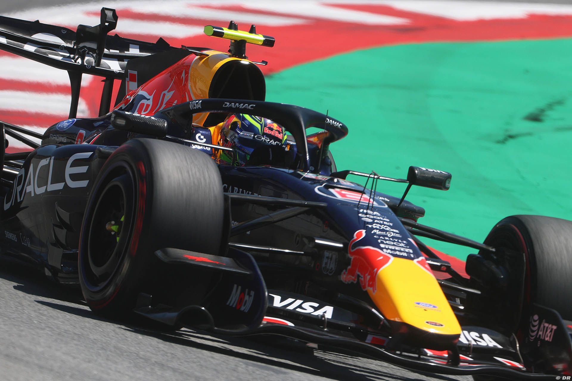 redbull_111_.jpg