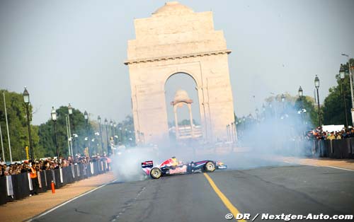 ricciardo-india-02_021011-2.jpg