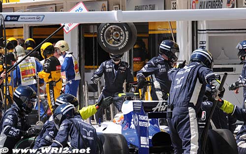 rosberg-hungaroring-wri-03_010810.jpg