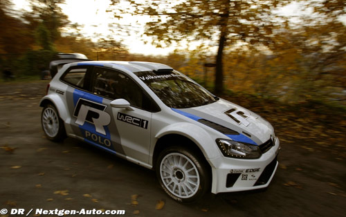 sainz-test-01_031111-2.jpg