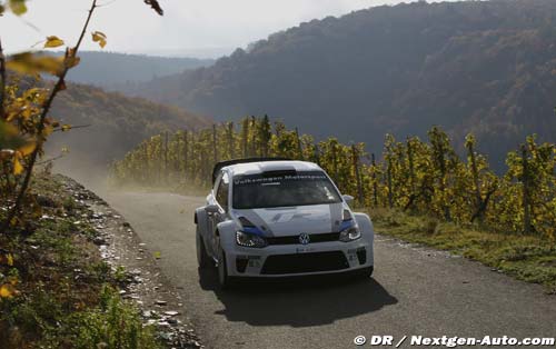 sainz-test-05_031111-2.jpg