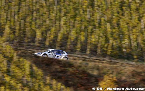 sainz-test-06_031111-2.jpg
