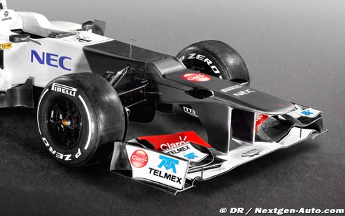 sauber-launch-04_060212-2.jpg