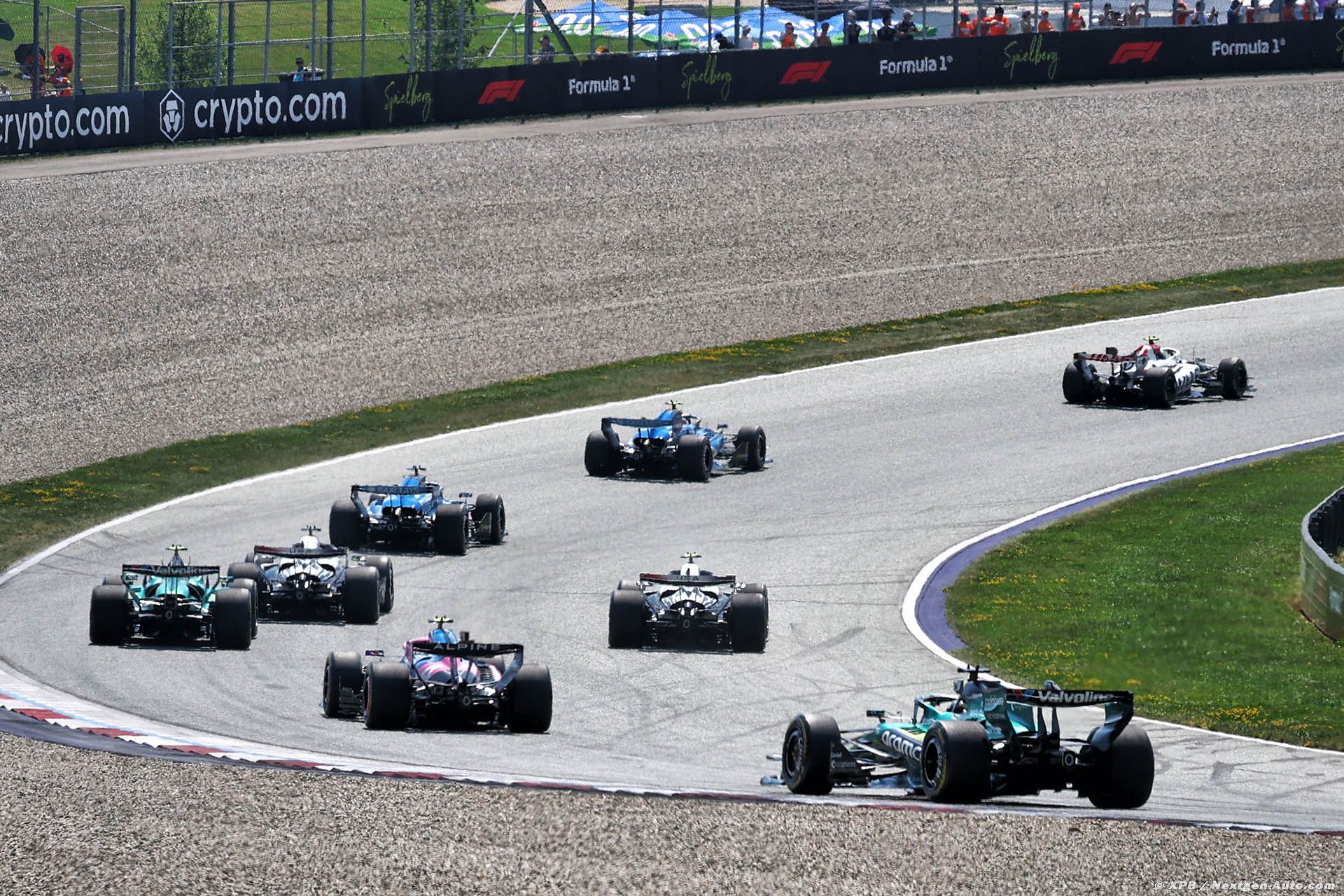 stroll-2.jpg