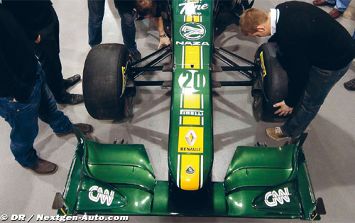 teamlotus-launch-08_310111.jpg