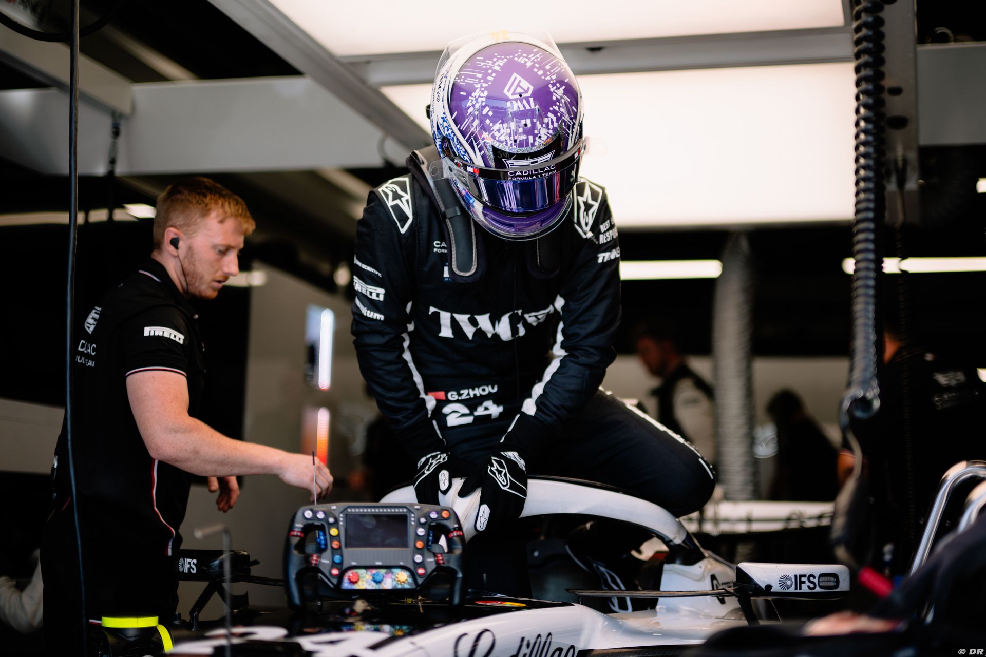 testsviluppopirellibarcellona-cadillac2.jpg