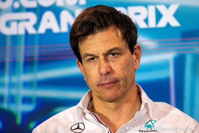 Wolff dénonce les 'terribles'