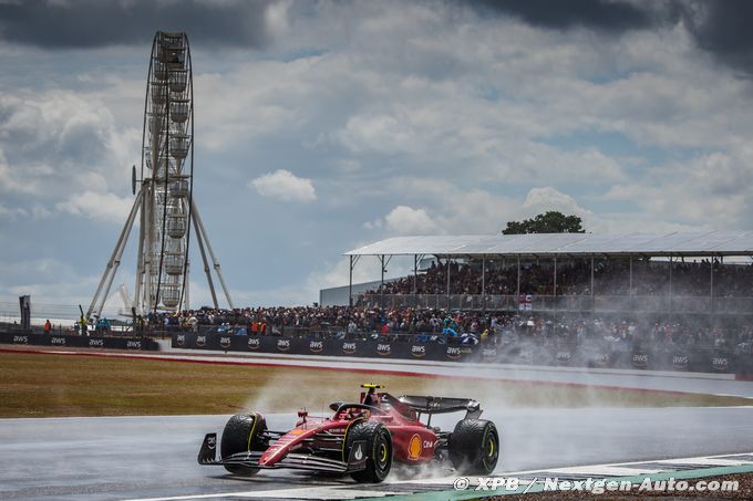 Sainz signe sa première pole en F1 (…)