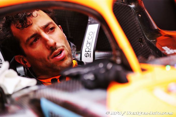 Ricciardo 'kept his distance'