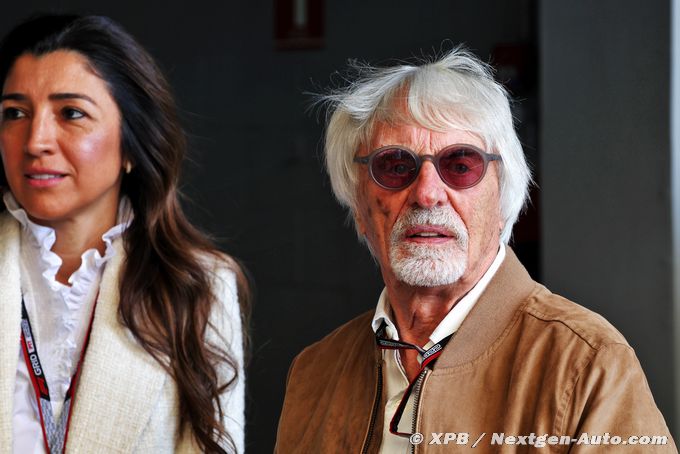 Ecclestone : La F1 devrait remercier (…)