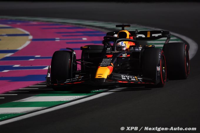 Jeddah, FP2: Verstappen continues to (…)