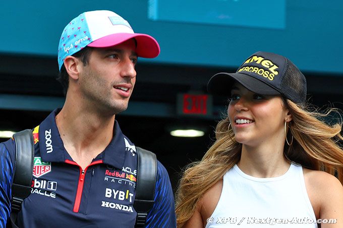 Ricciardo 'not at level' (…)