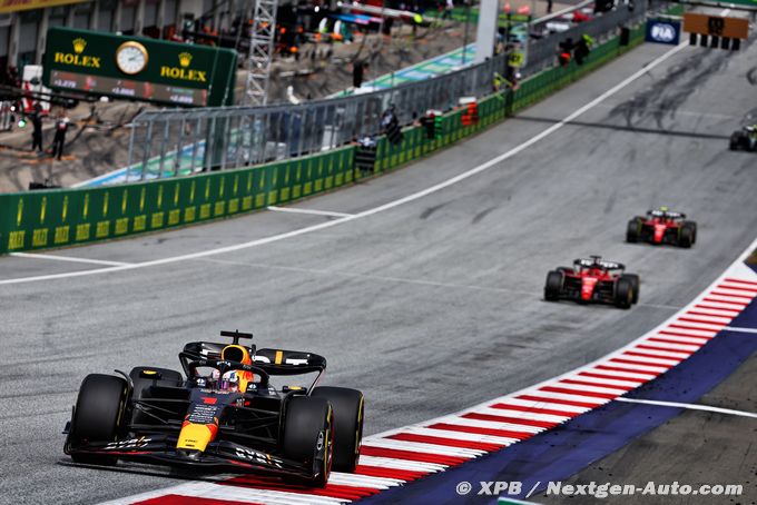 Verstappen fait carton plein lors (…)