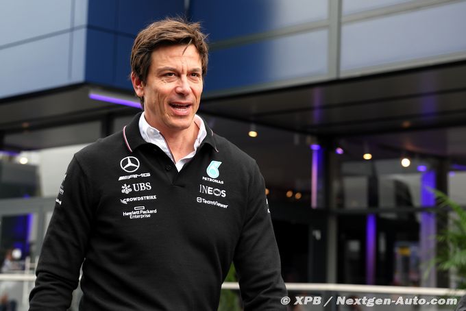 Wolff : Au moins Mercedes F1 avait (...)