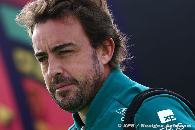 F1 pundits doubt Alonso-Perez seat (…)