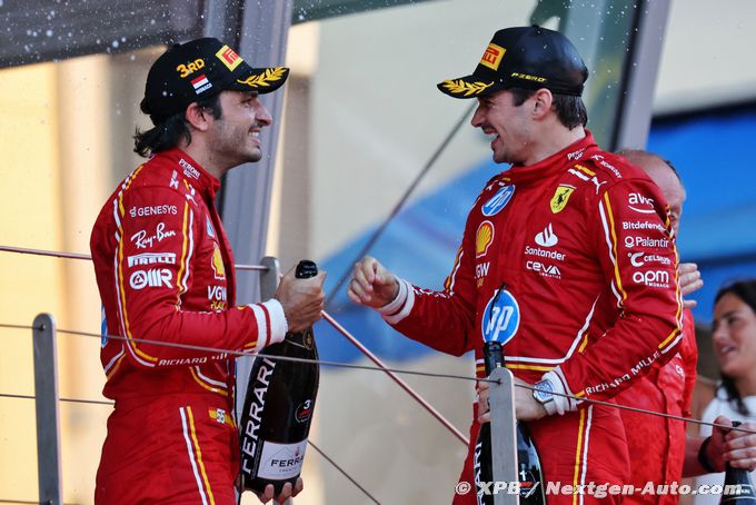 Sainz félicite Leclerc pour sa (…)