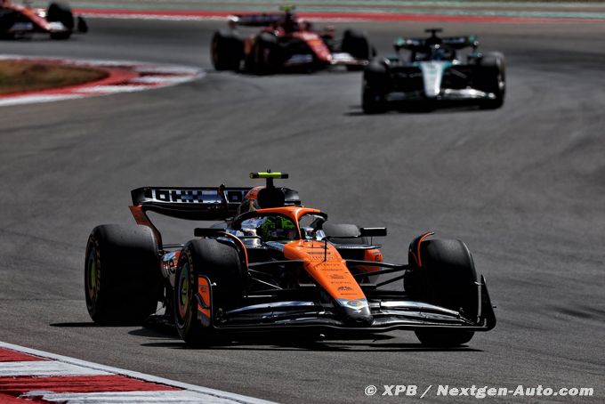 Norris bat Verstappen et met McLaren (…)